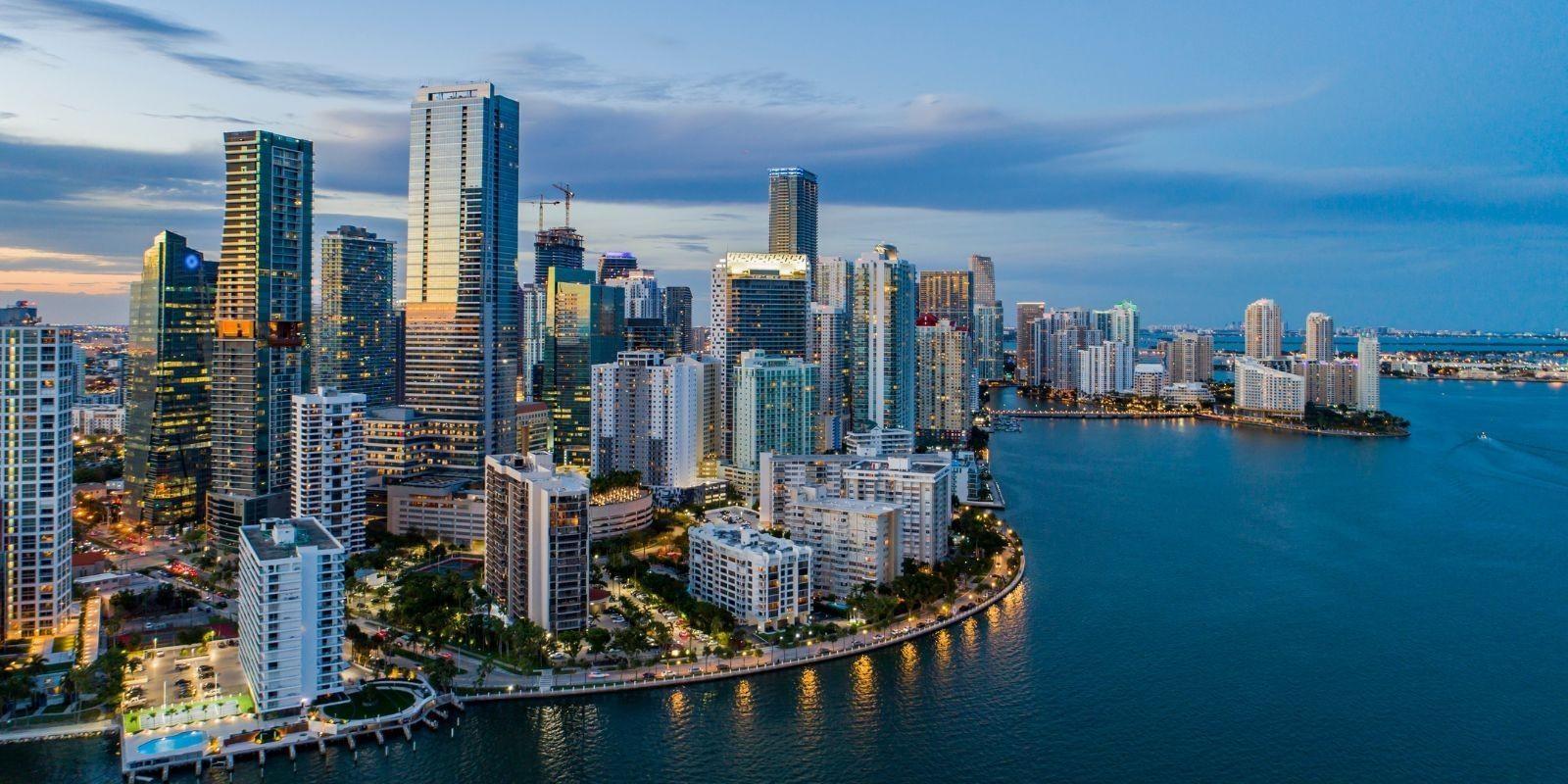 Guía completa para comprar una casa en Miami como extranjero: Todo lo que necesitas saber